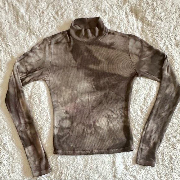 Y2K Garage long sleeve Size:XS - Picture 2 of 2